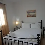 Lägenhetshotell Eleana 3*
