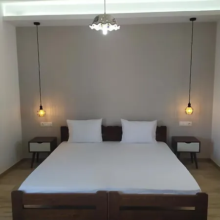 Eleana Aparthotel *