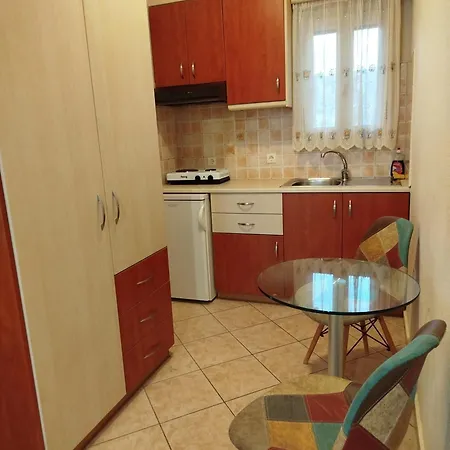Eleana * سكيروس
