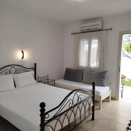 Eleana Aparthotel