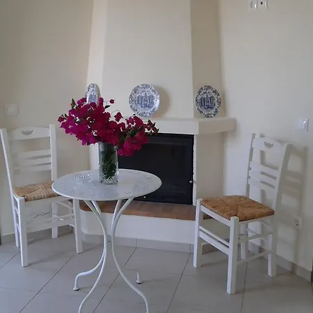 Eleana Aparthotel