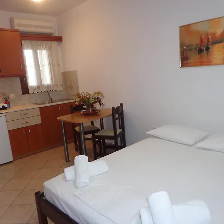 Aparthotel Eleana Skyros