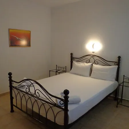 Eleana * سكيروس